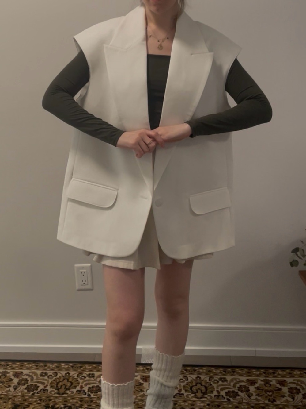 Bazhane white Sleeveless Tailored Blazer